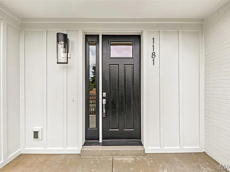 1181 Noa Ln #33 — Photo 3