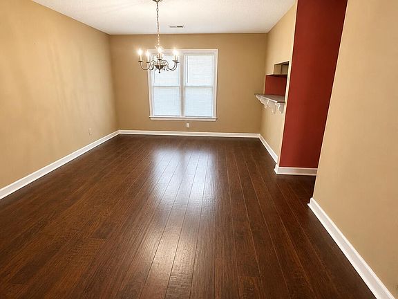 5th image of 2015 Quail Ridge Rd APT F
