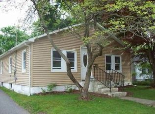 73 Sussex St, Newton, NJ 07860