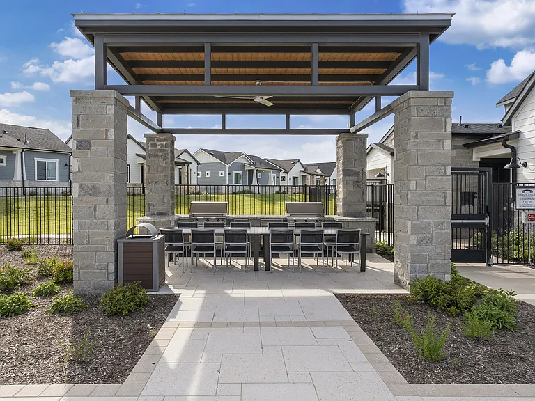 Avilla Rio Oaks — Photo 11