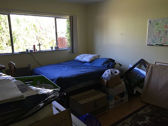 3rd image of 1638-1640 Fairmont Drive