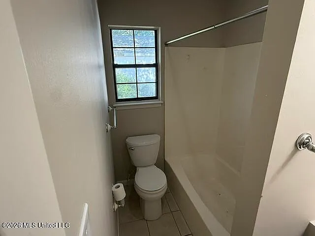 941 22nd St — Photo 13