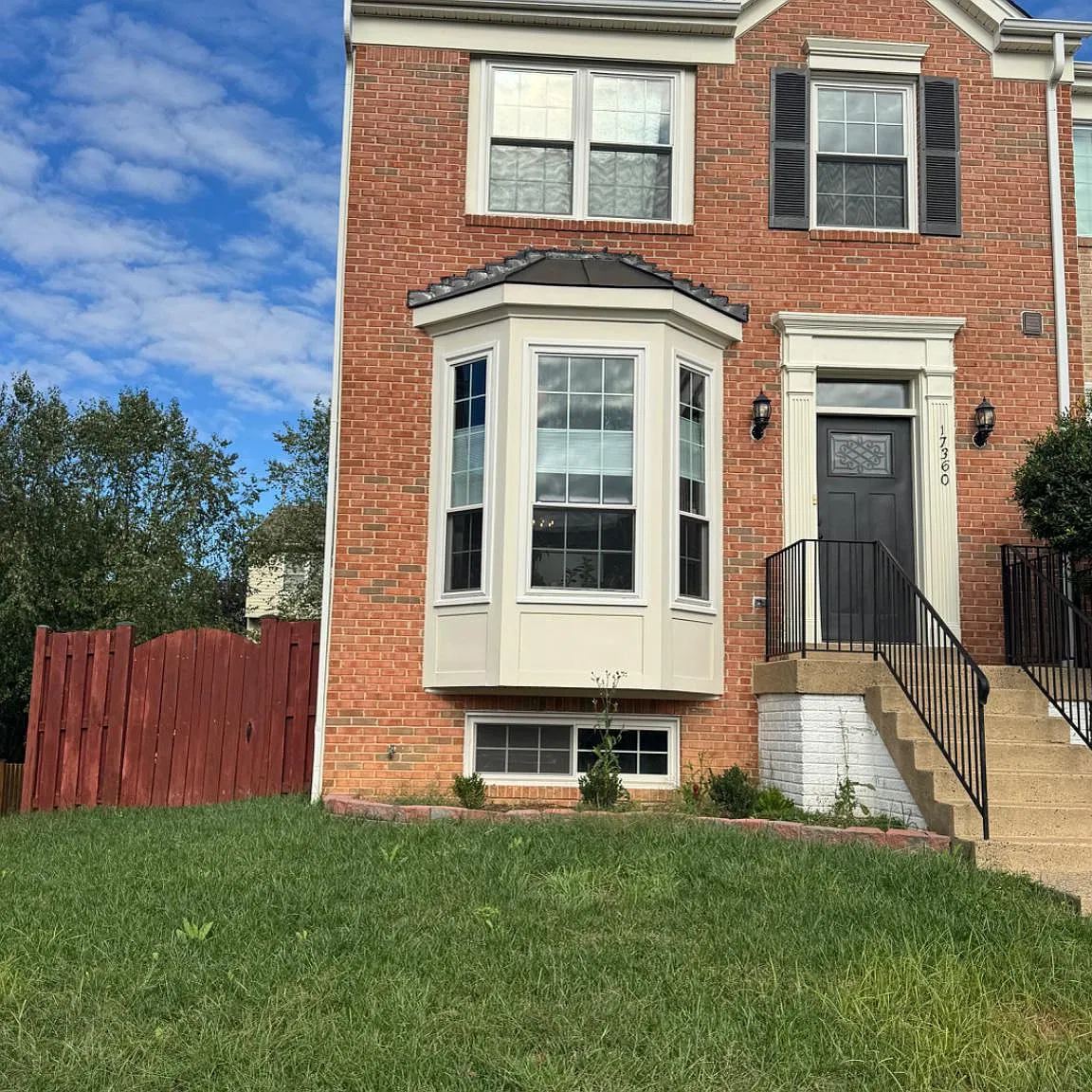1 bed, 1.0 bath, 2053 sqft, $1,400 — Photo 1