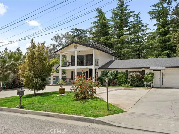 2137 N Murray St, Banning, CA 92220