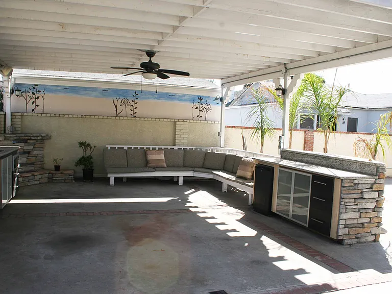 6037 Comey Ave #6037 — Photo 38