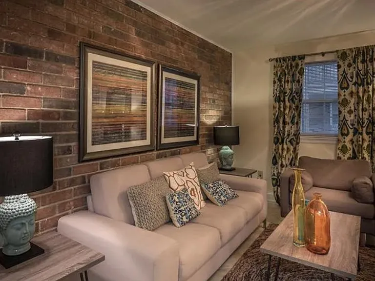 Regency at Metairie — Photo 10