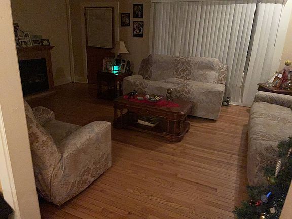 2nd image of 115-41 204th St #204