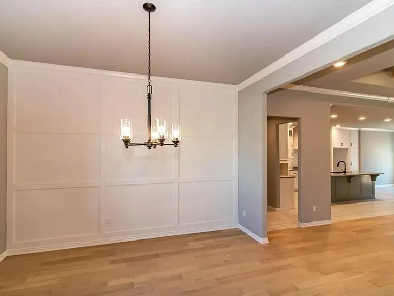 6302 S 59th St — Photo 3
