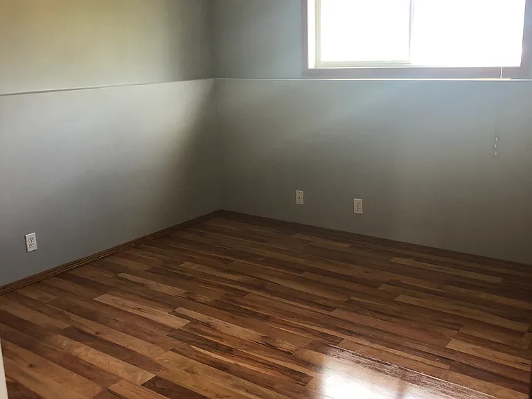 233 Kendrew Dr — Photo 9