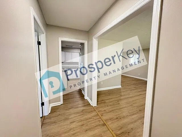 4454 Lapaloma Dr — Photo 2