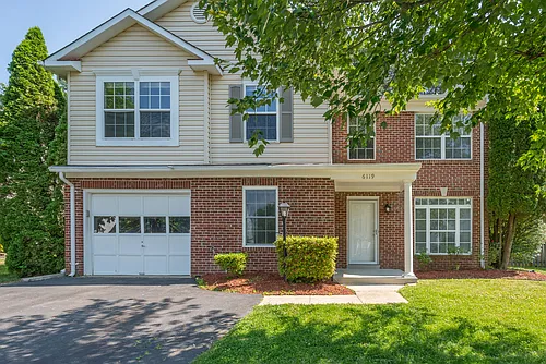 6119 Oaklawn Ln Photo 1