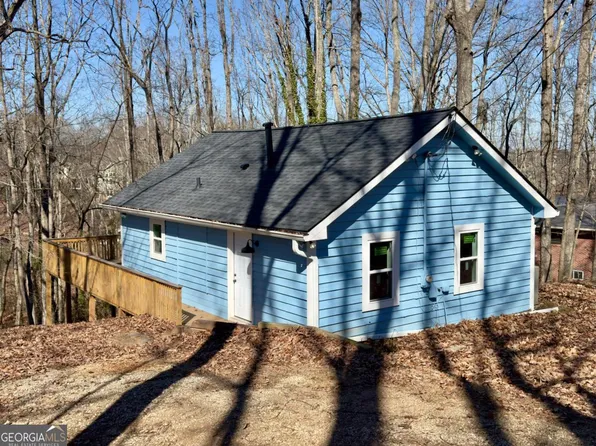 6525 Bermuda Ln, Flowery Branch, GA 30542