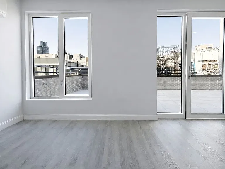 142 Huron St #5B — Photo 1