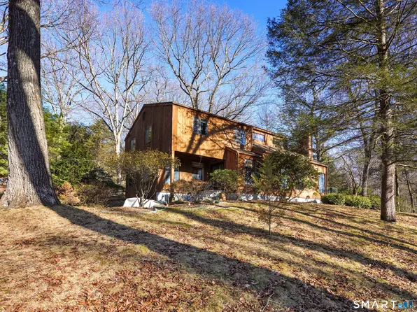 24 Grey Hollow Road, Norwalk, CT 06850