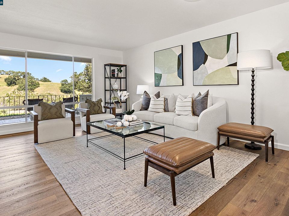 1st image of 3136 Ptarmigan Dr APT 6