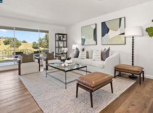 3136 Ptarmigan Dr APT 6, Walnut Creek, CA 94595