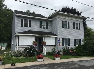 105 Lumber St, Canastota, NY 13032