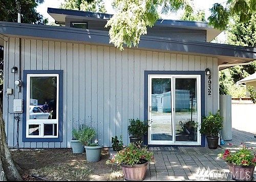 2nd image of 4932 Forsberg Dr