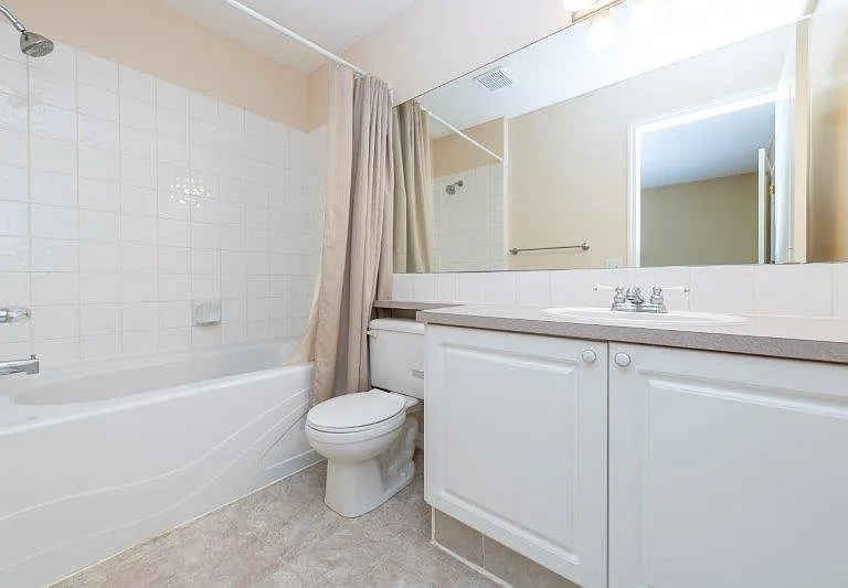 126 E Tuscarora Pl NW — Photo 29