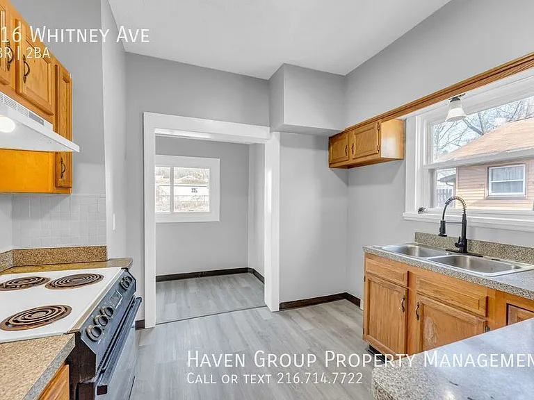 516 Whitney Ave — Photo 13