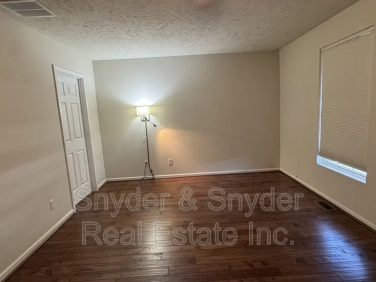 393 Caleb Dr #1 — Photo 21