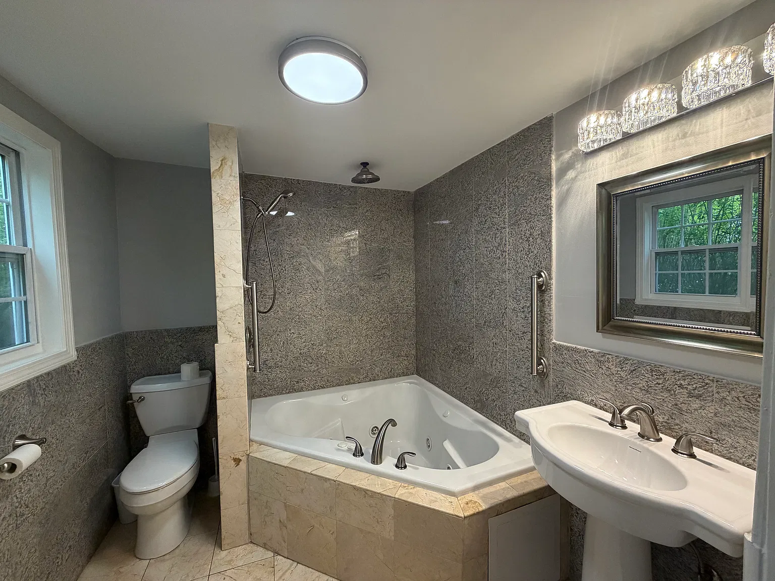 3 bed, 2.5 bath, 1400 sqft, $2,900 — Photo 4