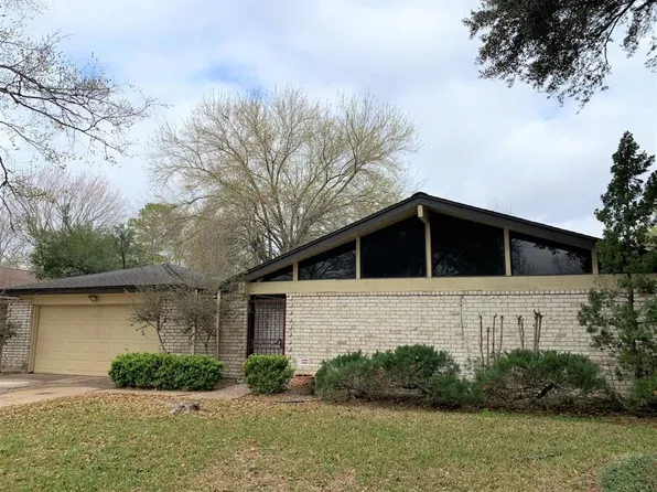 14214 Locke Ln, Houston, TX 77077