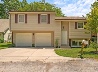 2416 Bryce Ct, Lawrence, KS 66047