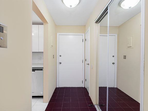 4th image of 1 Louisburg Square #9