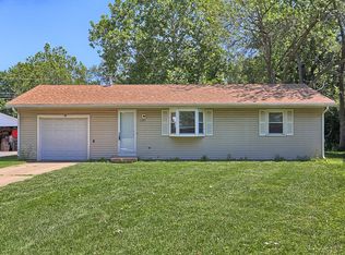 1702 Arden Ct, Champaign, IL 61821