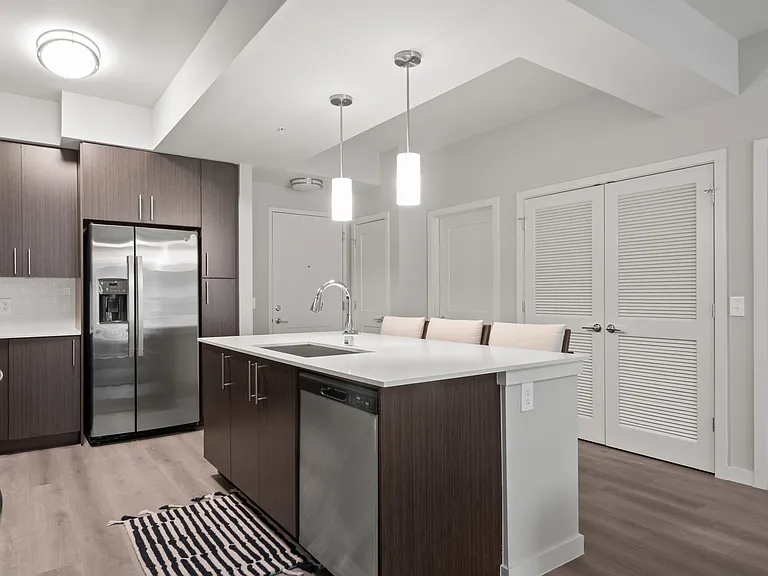Legacy Rochester Hills Apartments — Photo 23