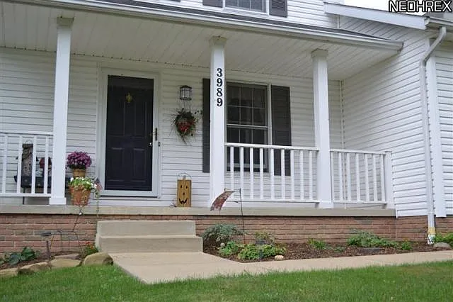 3989 Batdorf Rd photo 1
