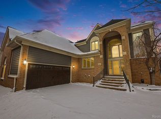 59807 Glacier Rdg N, Washington, MI 48094