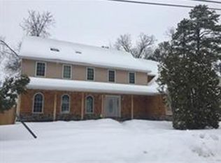 30 Wing St, Springfield, MA 01151