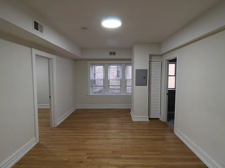 6307 N Mozart St #2 — Photo 16