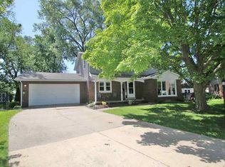 1402 W Tomar Ct, Peoria, IL