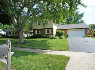 510 Burnt Ember Ln, Buffalo Grove, IL