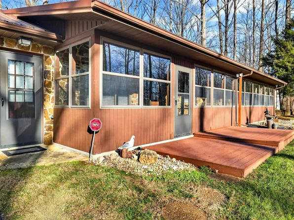 3260 E Mattatha Dr, Bloomington, IN 47401