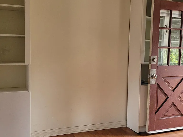 124 N Nopal St #1/2 — Photo 32