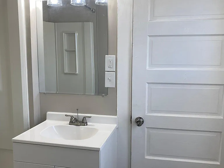 39 Russ Ln #3 — Photo 19