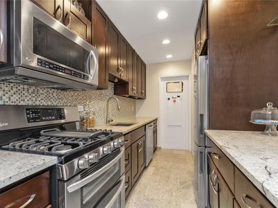 153-25 88th Street #5B, Queens, NY, 11414