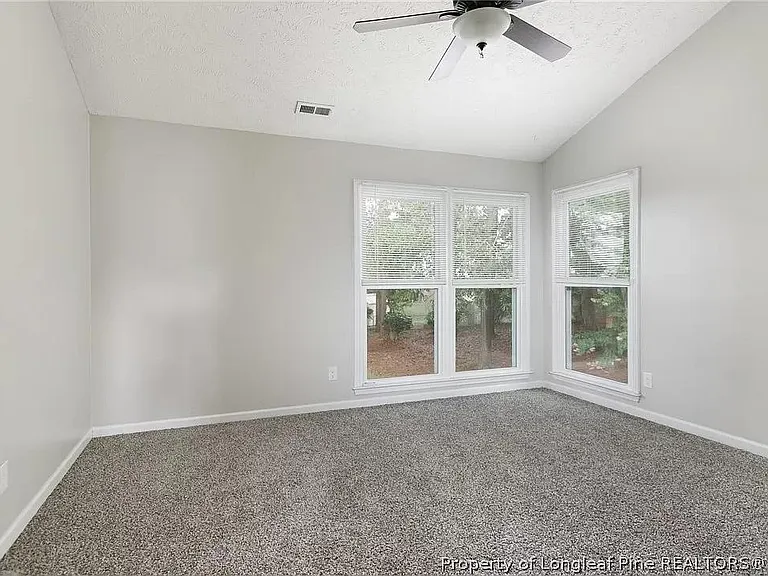 100 Pigeonhouse Ct — Photo 23