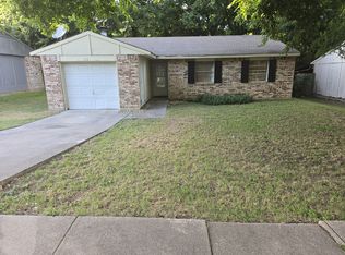 715 Holliday Ln, Duncanville, TX 75116