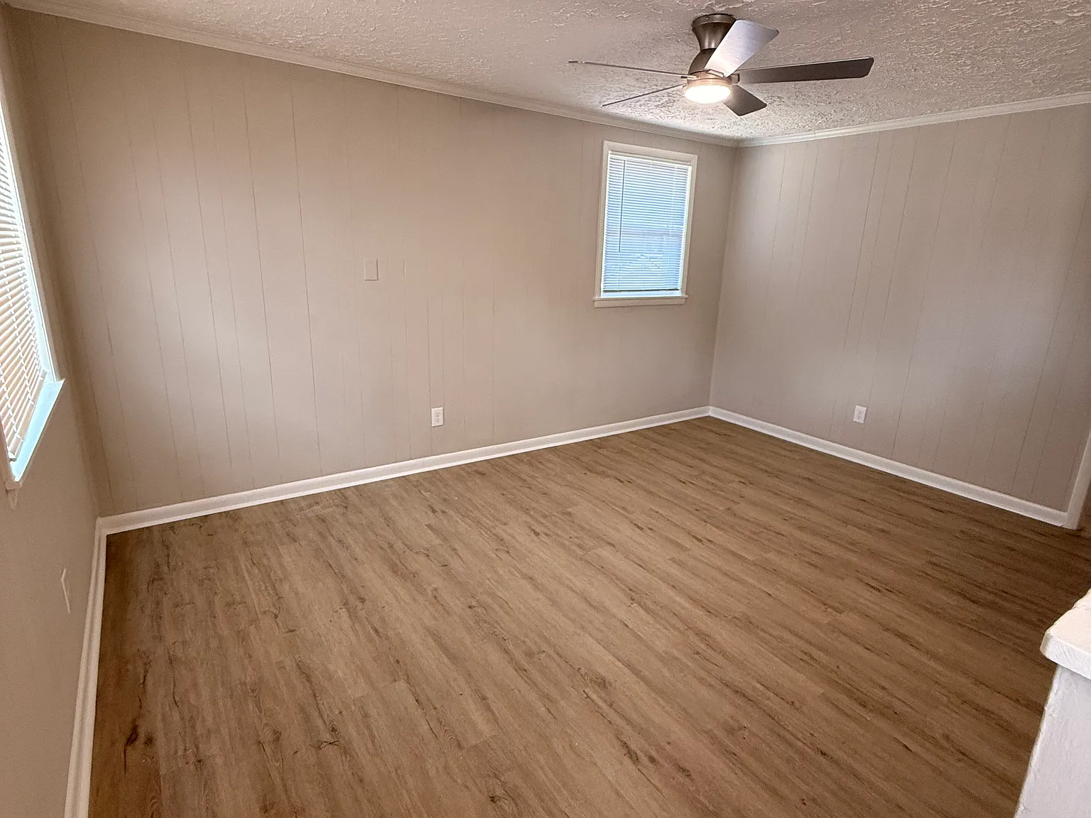 2 bed, 755 sqft, $1,750 — Photo 2
