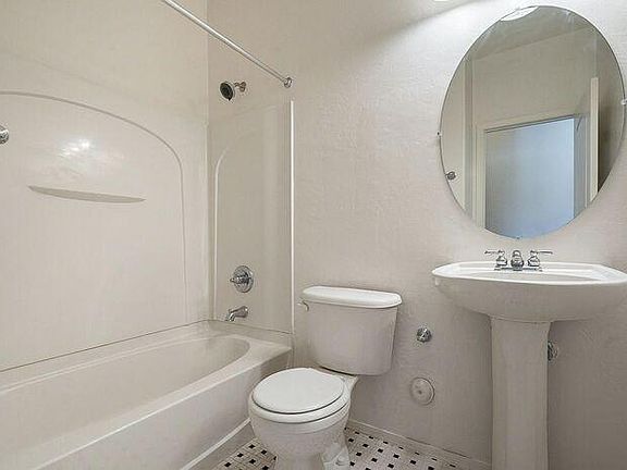 3rd image of 4202 E Jasper Dr #4