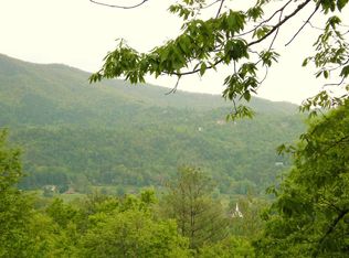 400 Dailey Ridge Ln, Rabun Gap, GA 30568