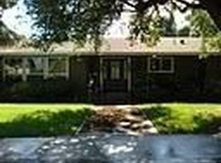 1486 Circle Dr, Sanger, CA