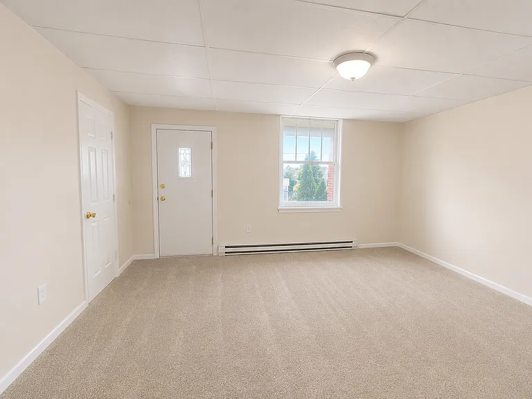 324-326 Eicher Ave #324 — Photo 1