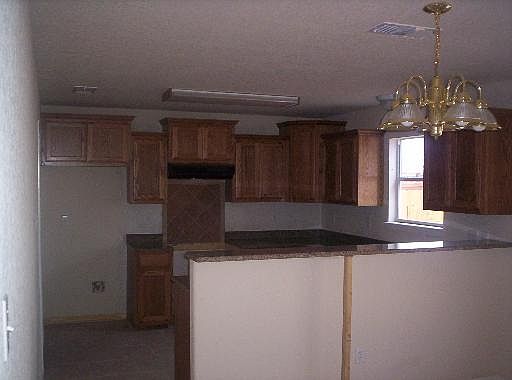2nd image of 5215 NORTHWEST TRAILS