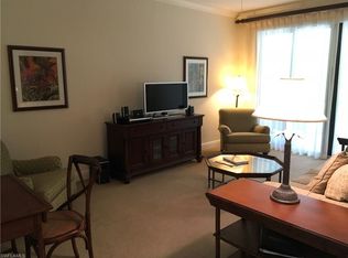 1025 Sandpiper St, Naples, FL 34112